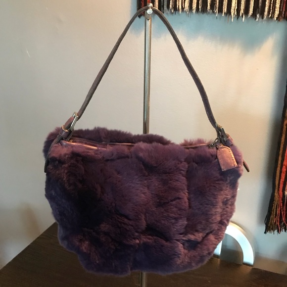 purple fur bag